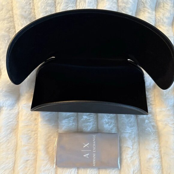 Armani Exchange A/X Sunglasses Eyeglass Black Hard Shell Case w/Cloth - Picture 3 of 3